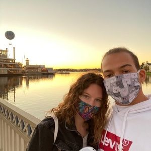 Meet your Posher, Zoe